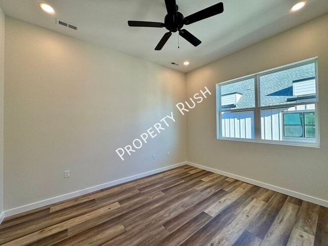 Building Photo - 1857 Zeta Way