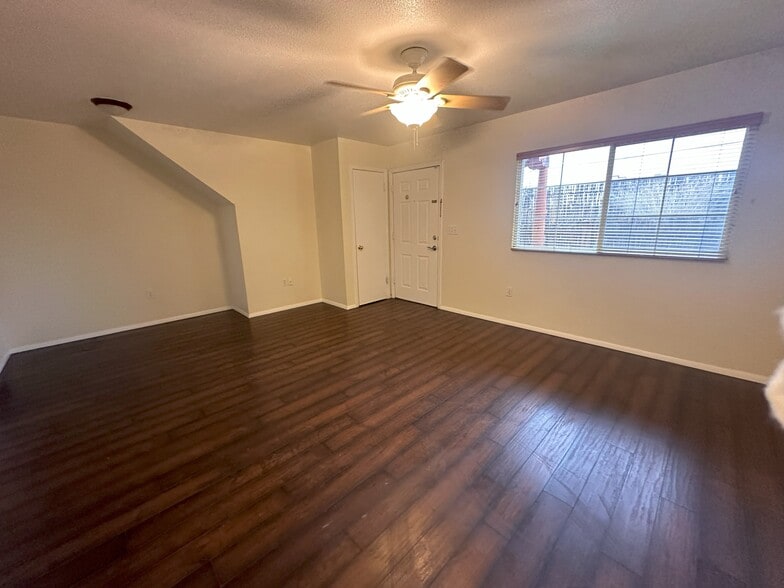 Building Photo - 2210 Miguel Chavez Rd