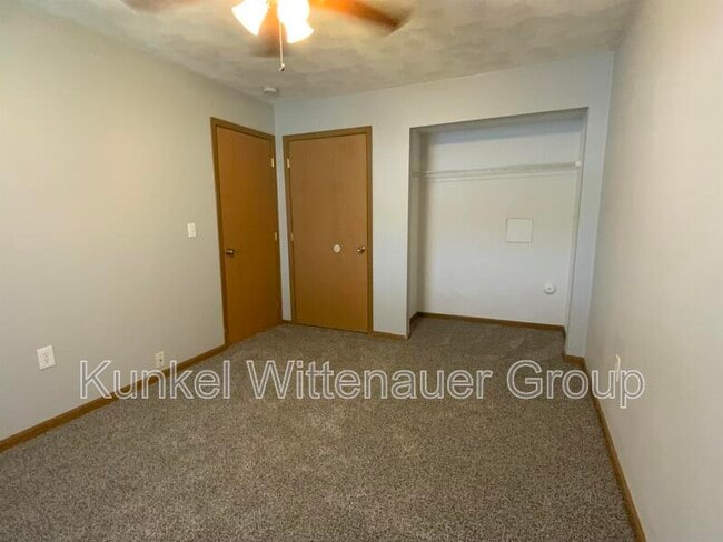 Building Photo - 1806 Jamestown Rd