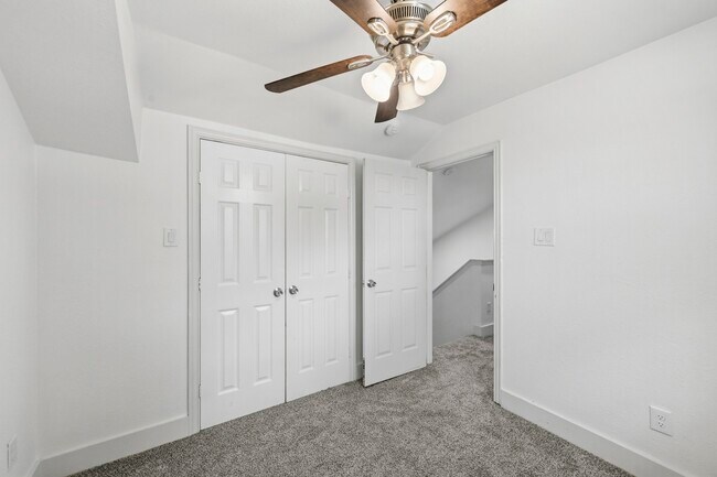 Building Photo - 1501 Maiden Ln