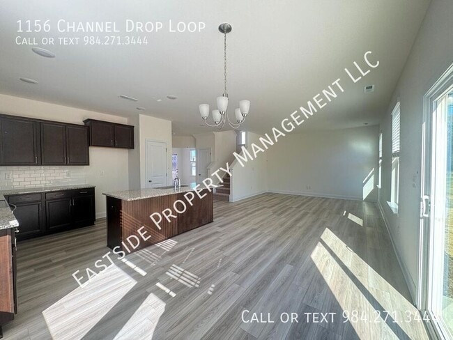 Building Photo - 1156 Channel Drop Lp