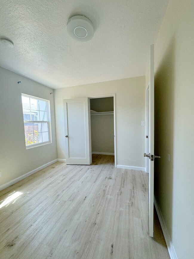 Bedroom 2 - 1765 Road 20