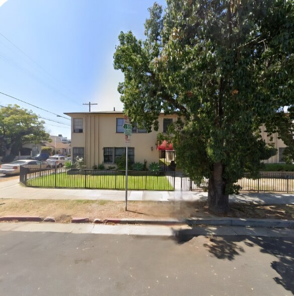 Building Photo - 5404 La Mirada Ave