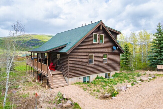 Building Photo - 4801 Conifer Dr