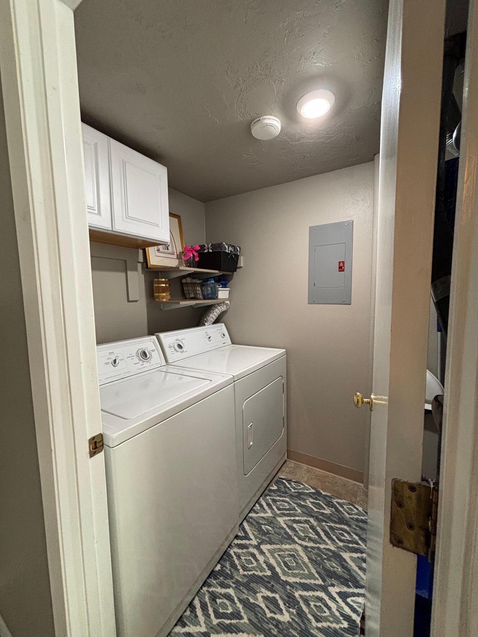 Utility room - 703 N 29th St