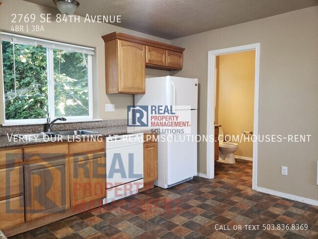 Building Photo - 2769 SE 84th Ave