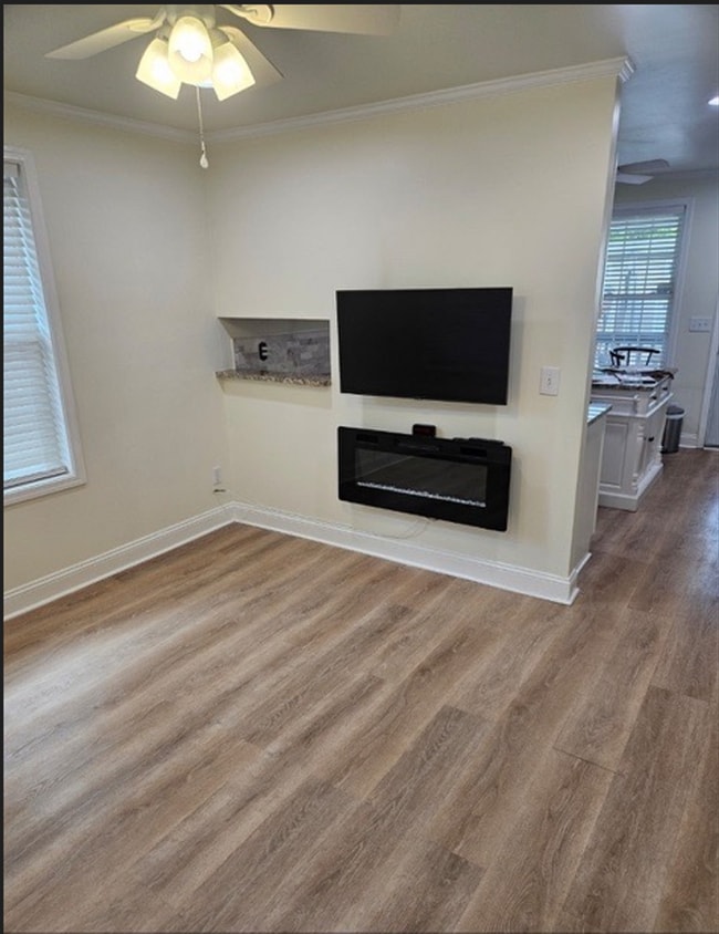 Building Photo - Close to Uptown Condo Living..Without the close to Uptown Condo Price