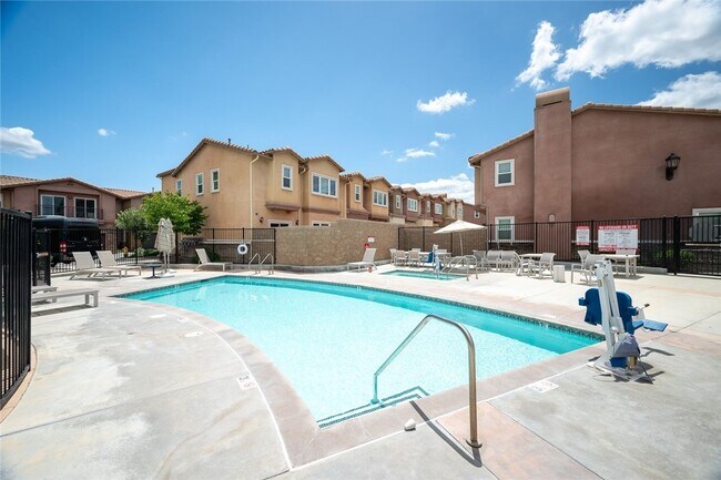 Building Photo - 4453 Camellia Ct