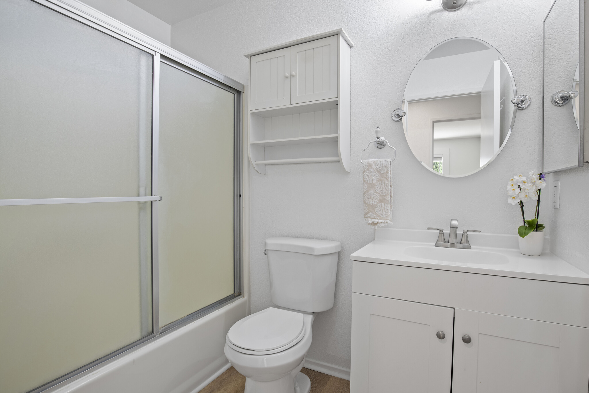 Building Photo - 39216 San Francisquito Canyon Rd