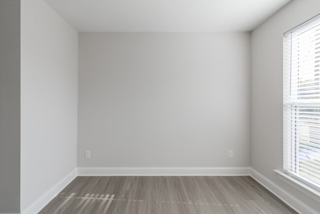 Building Photo - 3632 Trull St