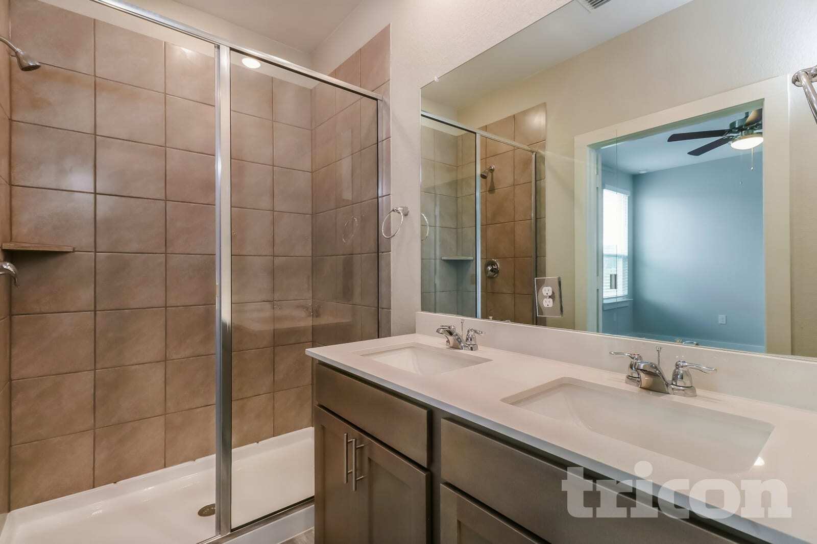 Building Photo - 1604 Mexican Heather Dr