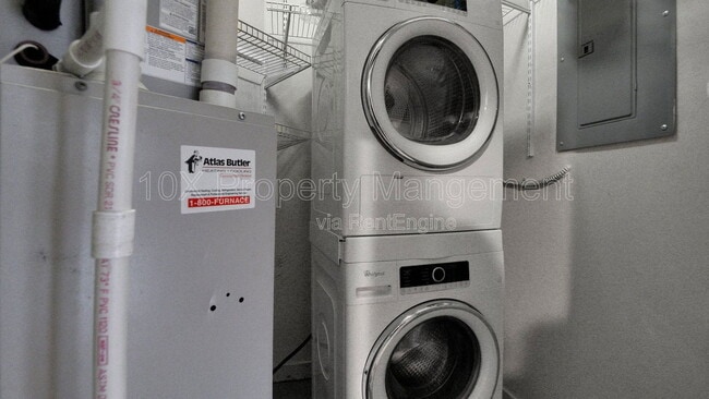 Building Photo - 978 N High St