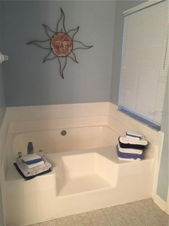 Building Photo - 2560 Bear Creek Ct