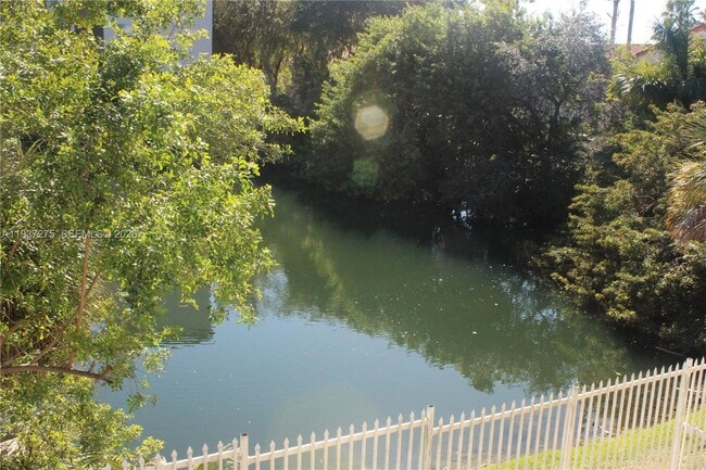 Building Photo - 7668 SW 152nd Ave