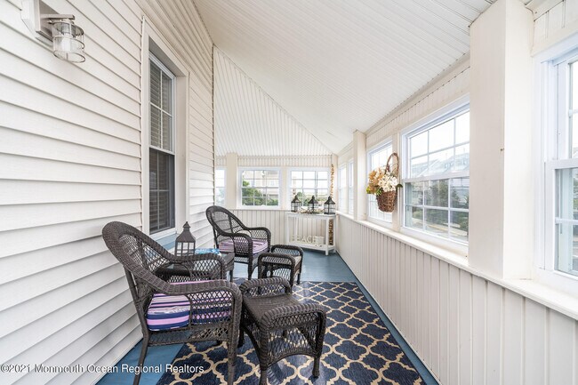 Building Photo - 13 Atlantic Ave