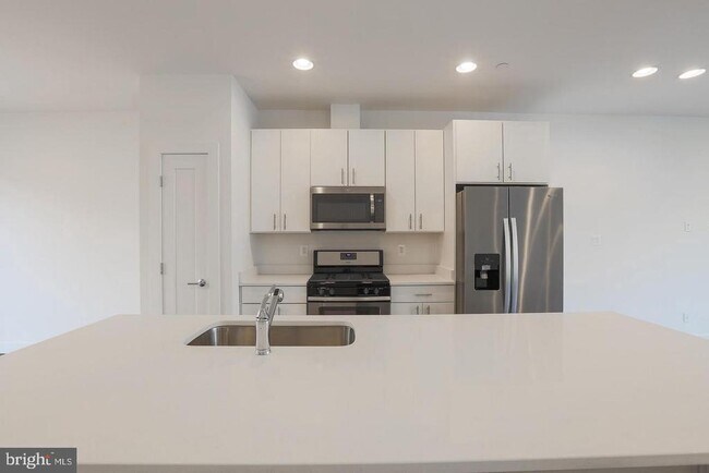 Building Photo - 1235 Cooksie St