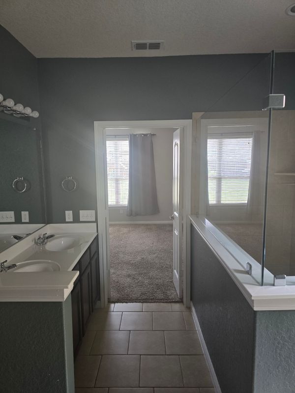 Building Photo - 5639 Cielo Ranch