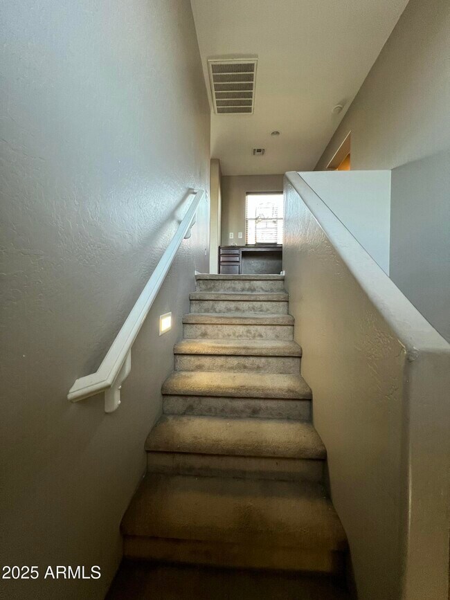 Building Photo - 14711 W Riviera Dr