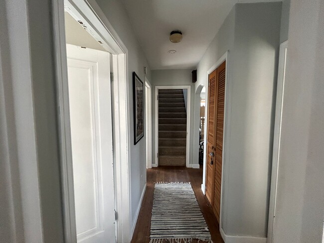 Building Photo - 3 Bed, 1 Bath House Close to Purdue, Mackey/Ross-Ade