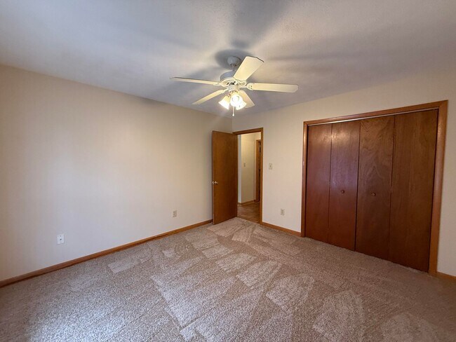 Building Photo - 5671 Archer Rd