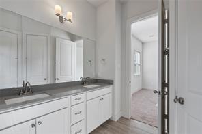 Building Photo - 6037 Cypress St