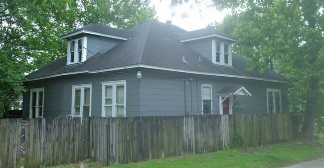 Building Photo - 4125 Highland Ave