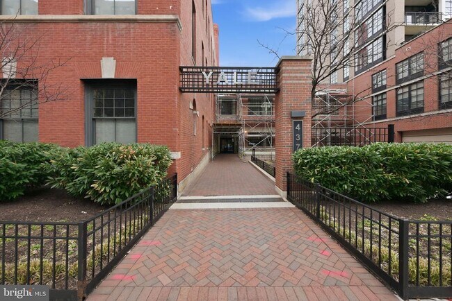 Building Photo - 437 New York Ave NW