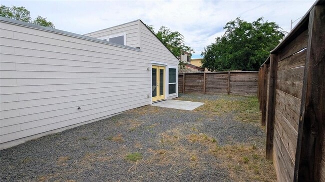 Building Photo - 4505 Teri Rd