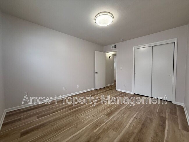 Building Photo - 2206 K St