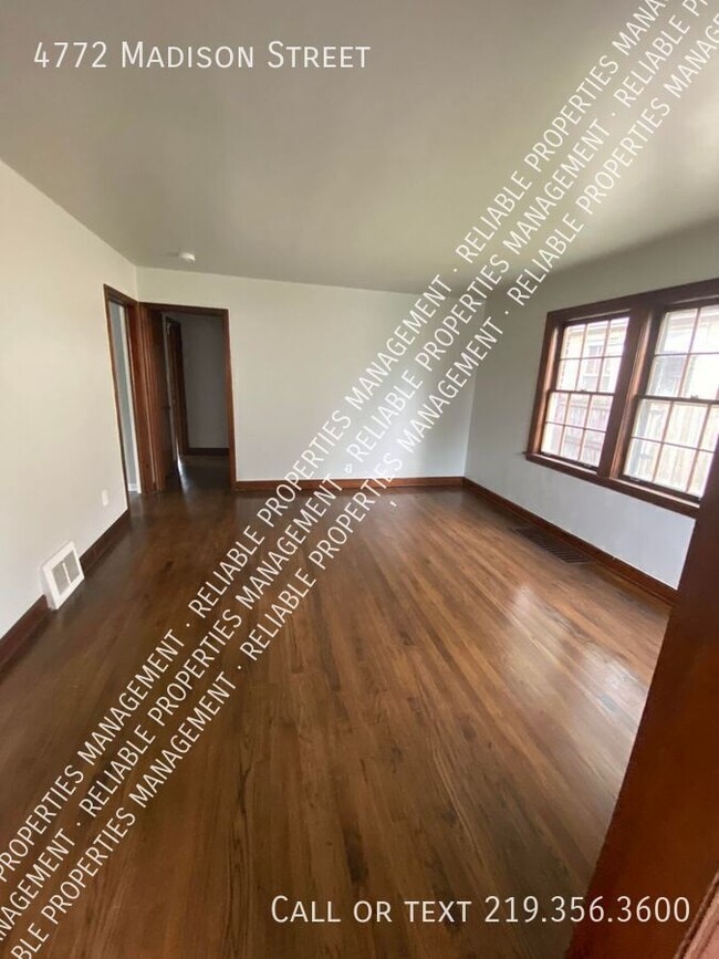 Building Photo - 4772 Madison St