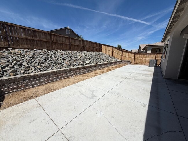 Building Photo - 3 bed/ 2 bath Reno home available in the Wild Stallion Estates
