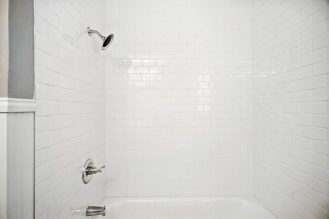 Building Photo - 4208 42nd St
