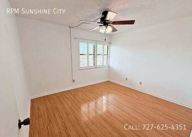 Building Photo - 11945 143rd St