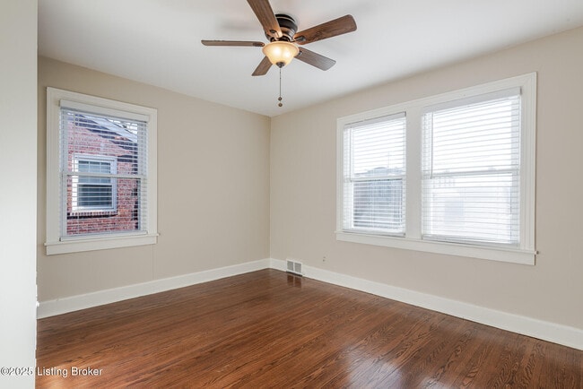 Building Photo - 503 Breckenridge Ln