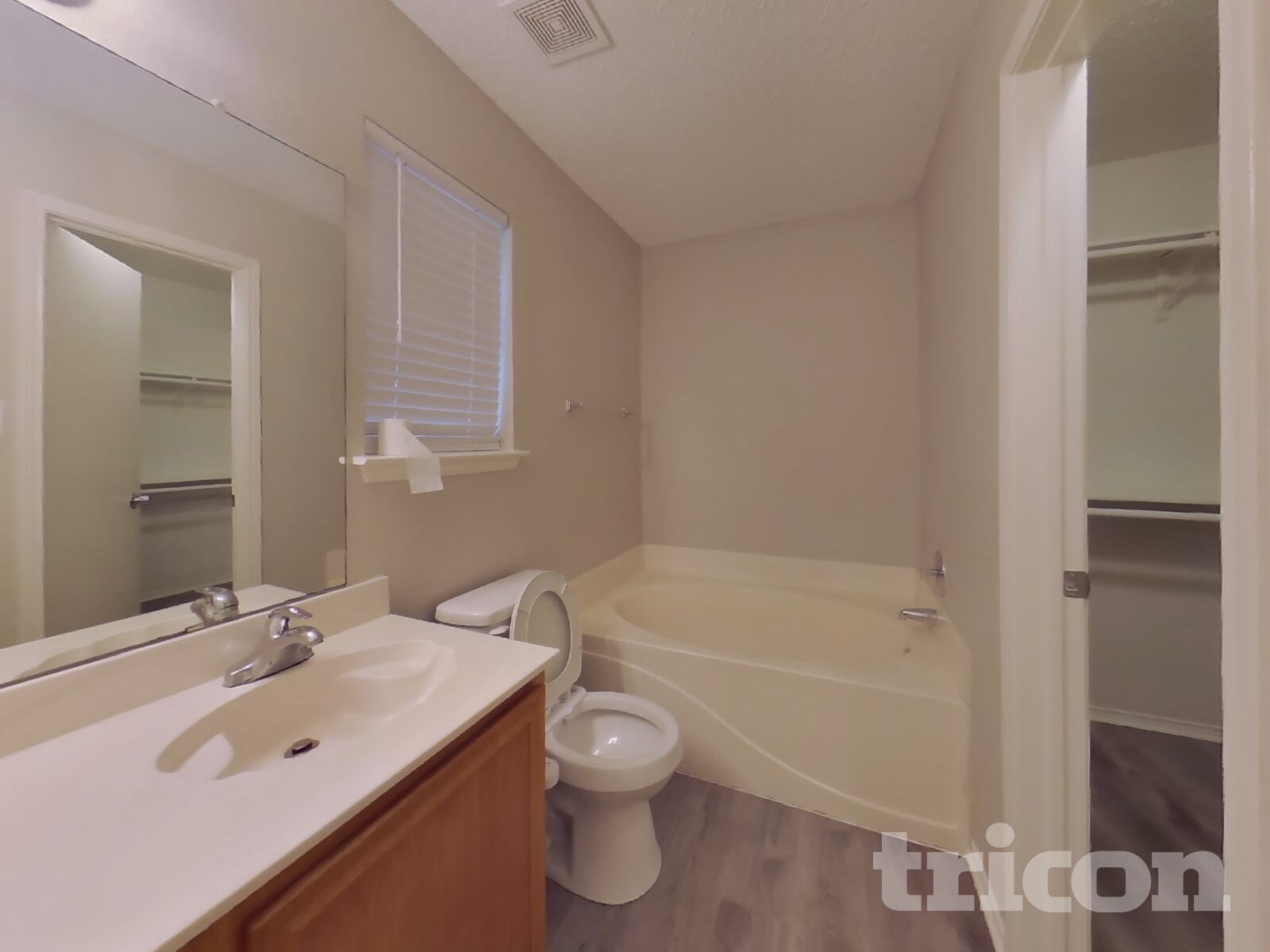 Building Photo - 6112 Wall St