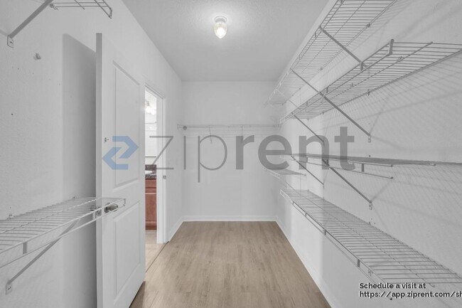Building Photo - 1785 Broad Winged Hawk Dr