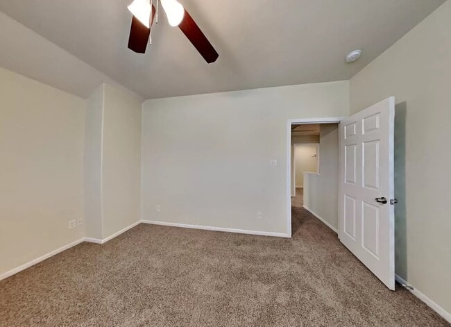 Building Photo - 13206 Ambrosa Dr