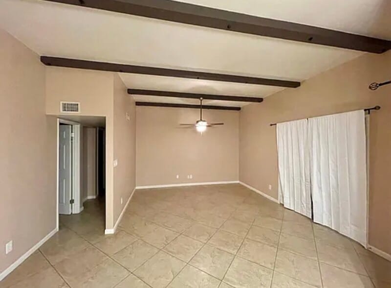 Building Photo - 2446 E 5th Pl