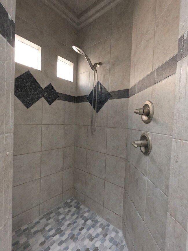 Building Photo - 2947 Longbow Loop