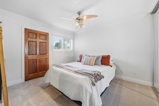 Building Photo - 5505 Adelaide Ave