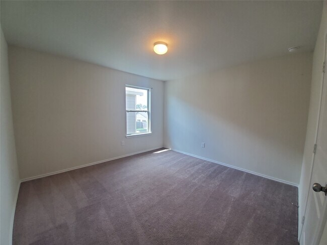 Building Photo - 14614 Sierra Garden Dr