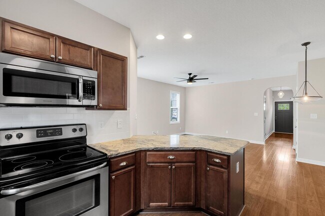Building Photo - Townhome for Rent!