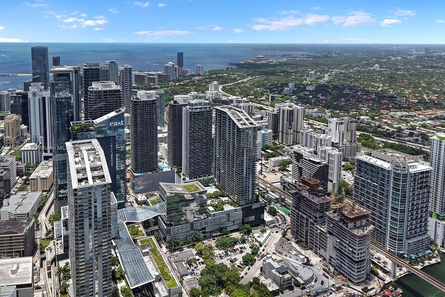 Building Photo - 88 SW 7th St