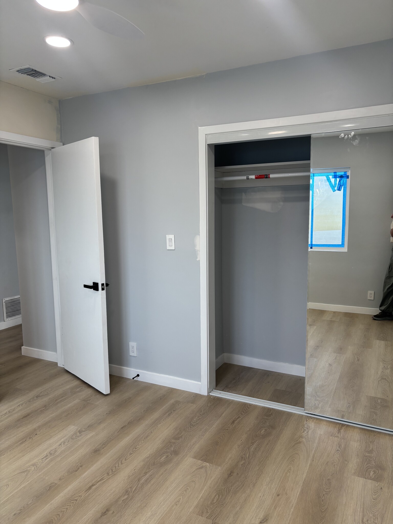 Building Photo - 11707 Atkinson Ave