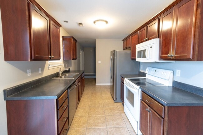 Building Photo - Comfort & Convenience on Crow Court