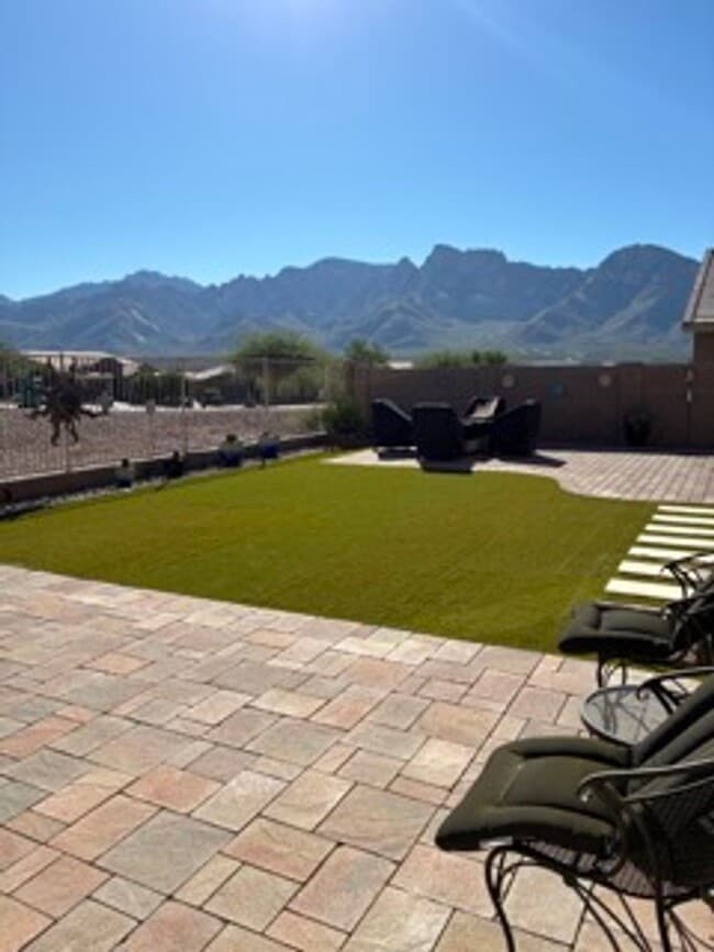 Building Photo - STUNNING NEWER HOME- GATED