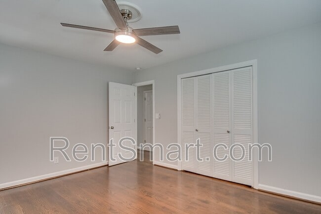 Building Photo - 143 Avondale Dr