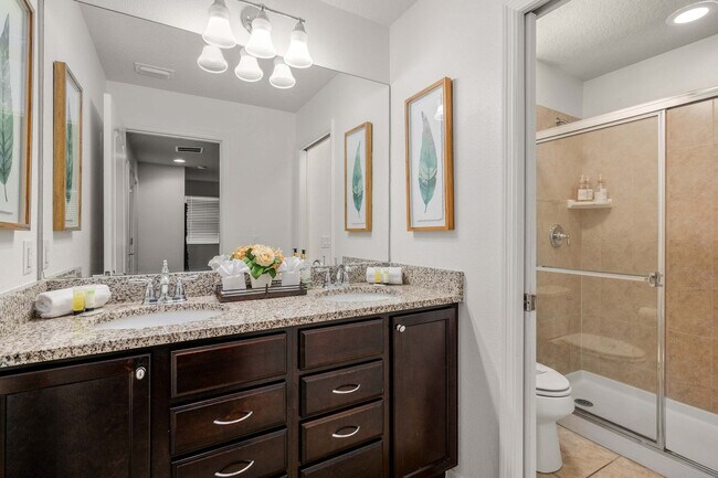 Building Photo - 1978 Majorca Dr