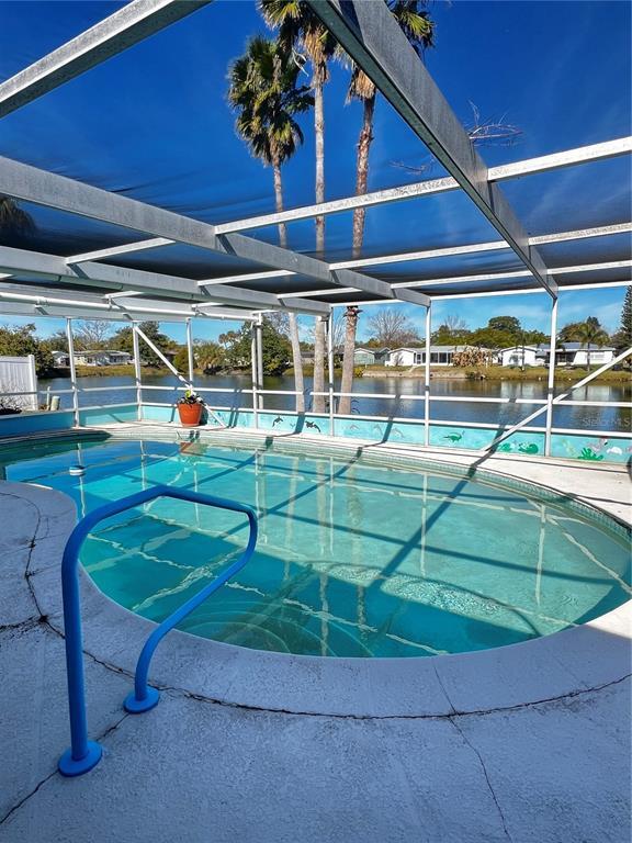 Building Photo - 7403 Populus Dr