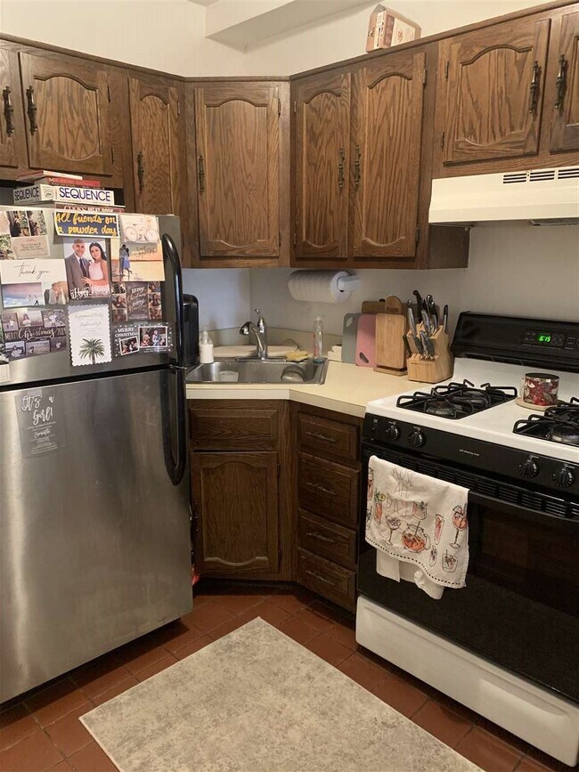 Building Photo - 1216 Washington St